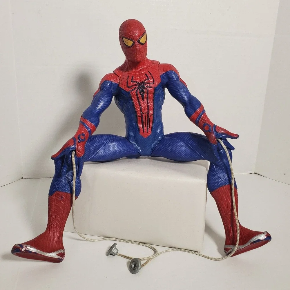 Marvel The Amazing Spider-Man Action Figure‎ 12" Pull String Web Toy - Picture 2 of 16